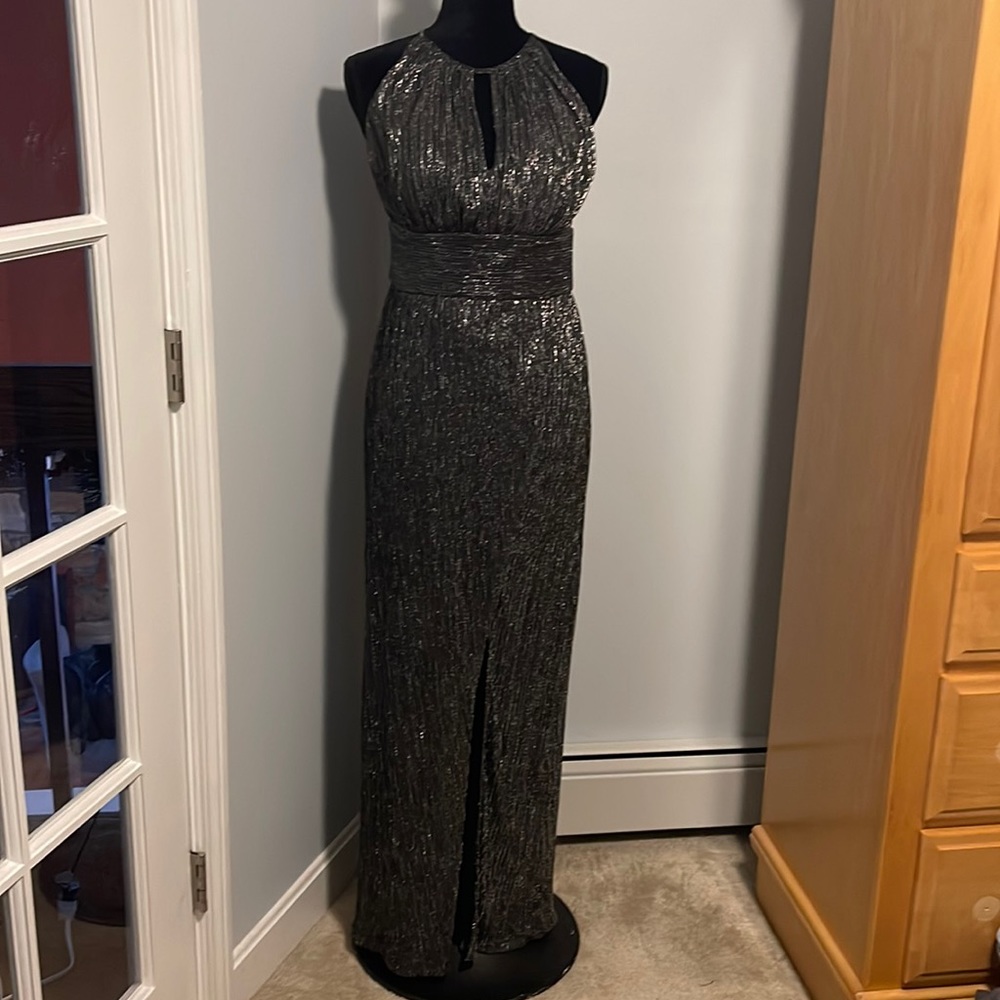 Woman's size 6 silver and black long cocktail dres